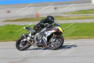 media/Jan-20-2023-Fastrack Riders (Fri) [[f2ad32aba3]]/Level 2/session 4 turn 6/